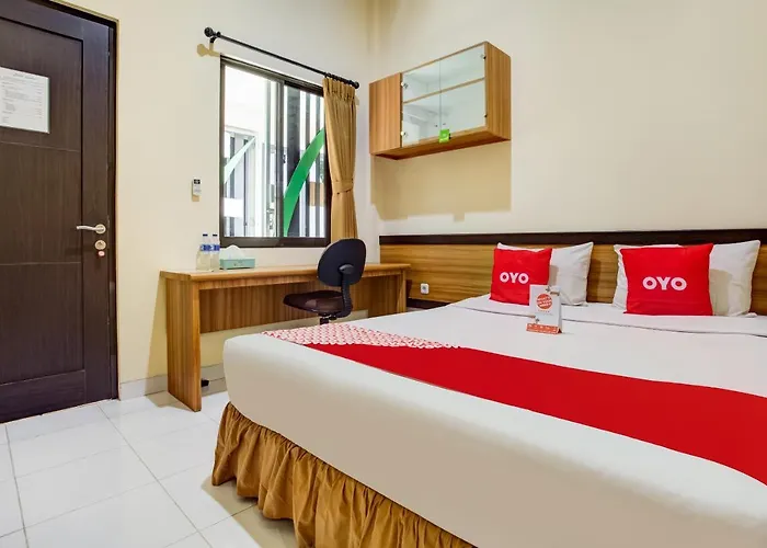 OYO 90037 Rumah Verde