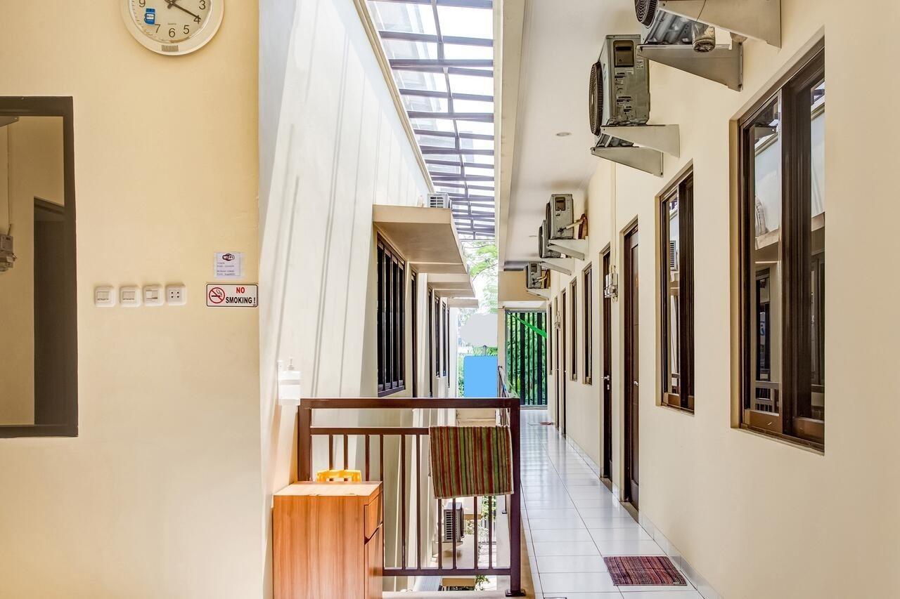 Oyo 90037 Rumah Hotel Bogor
